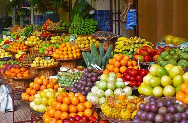 Top Import Markets Around the World for Fresh and Exotic Fruits