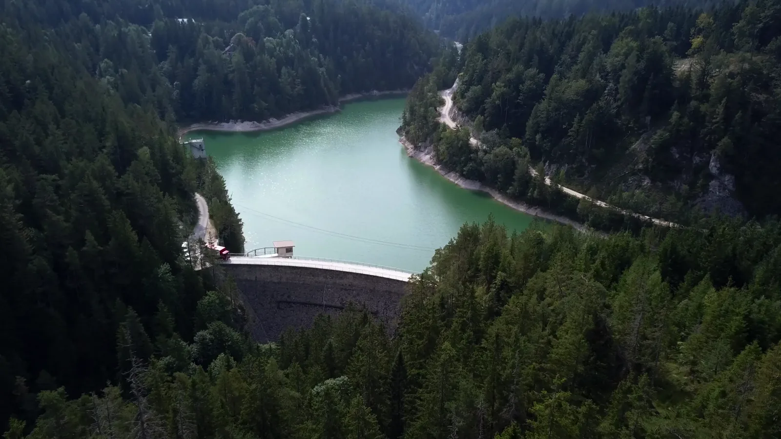 Europe Achieves 100 GW Energy Storage Milestone in 2025