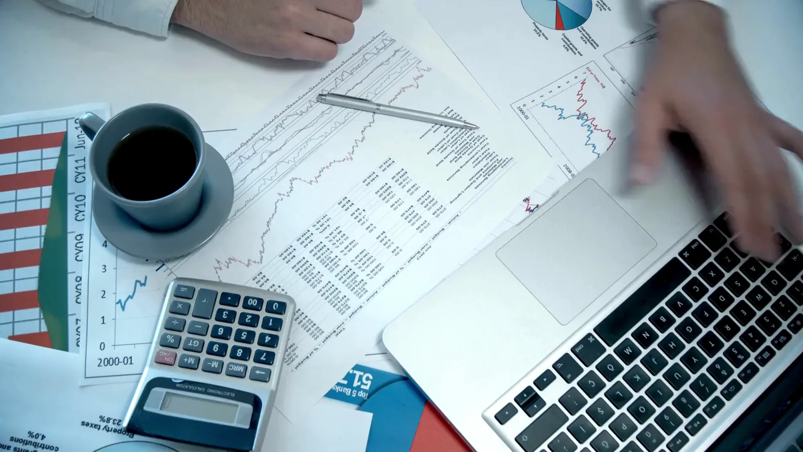 SEC Considers Shift to Semiannual Earnings Reporting for Public Companies