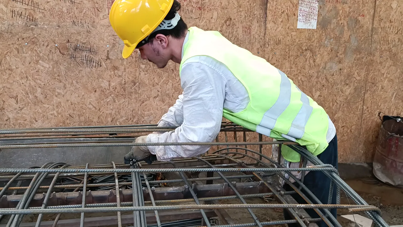 Shipbuilding Industry Shifts from Foreign Labor to Domestic Hiring and Tech