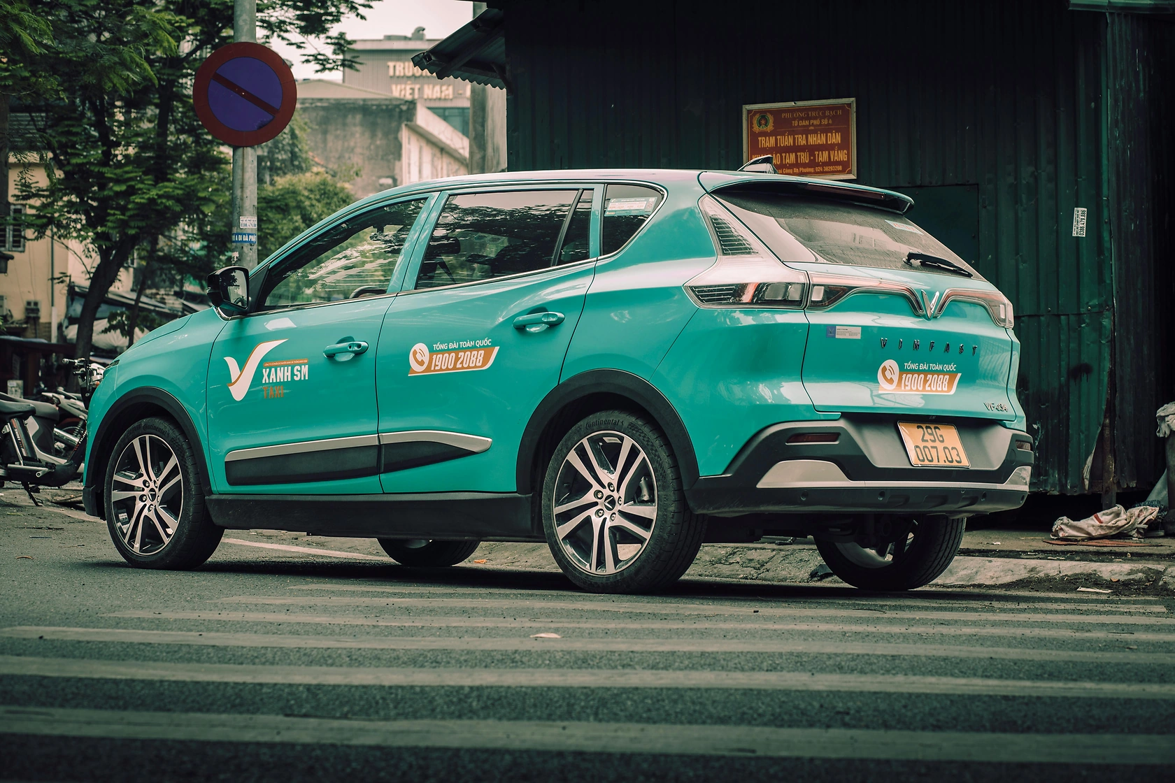 VinFast Projects 300,000 EV Deliveries in 2026, Emphasizes Asian Growth