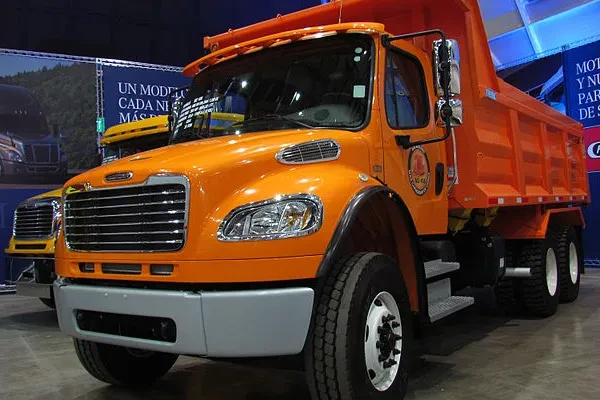 Mexico's Export of Petroleum-Engine Cargo Trucks Surges to $2.3B in June 2023