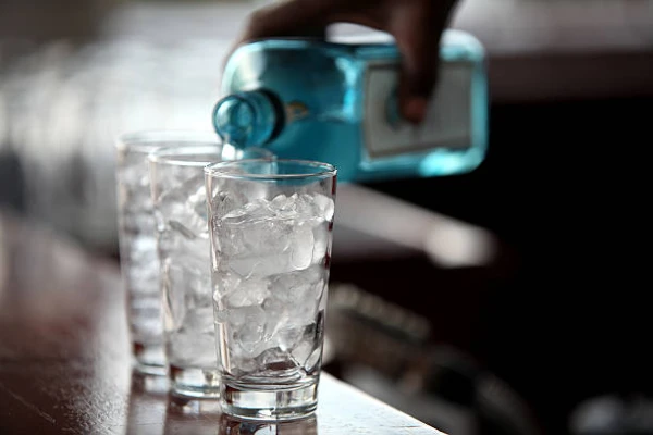 Price of Gin and Geneva Drops by 8% in Mexico, Reaching An Average of $6.1 per Litre