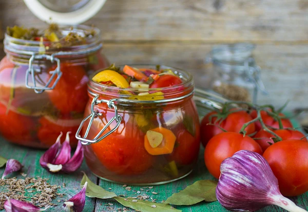 Price of Preserved Tomatoes in Germany Decreases Slightly to $1,411 per Ton
